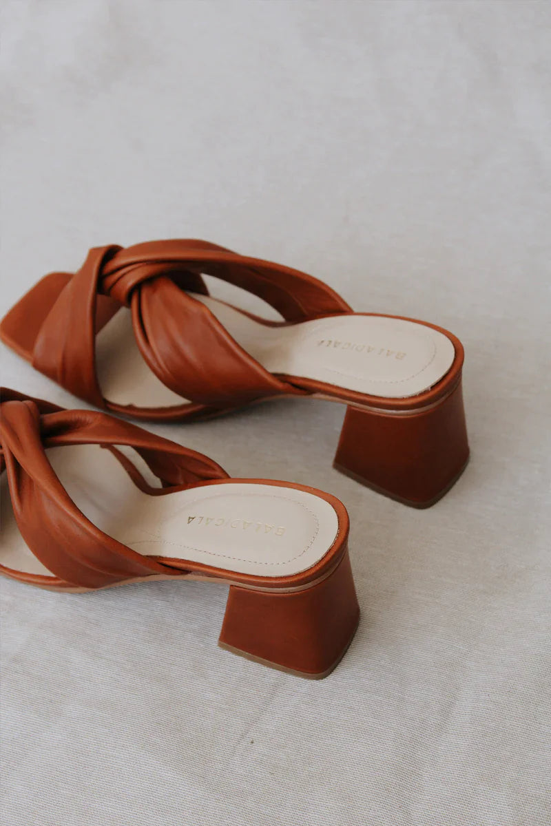 Knot Maroon Sandal