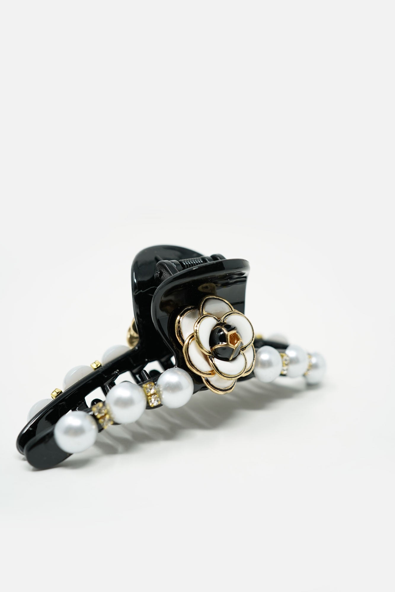 Coco Pearl Clip
