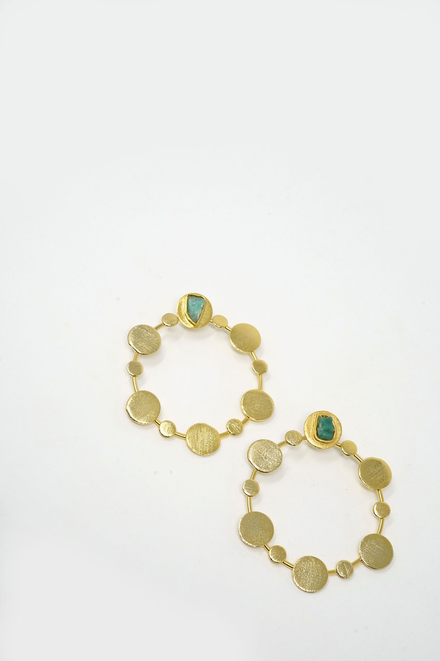 Tania Earring Raw Emerald 24k Gold-Plated