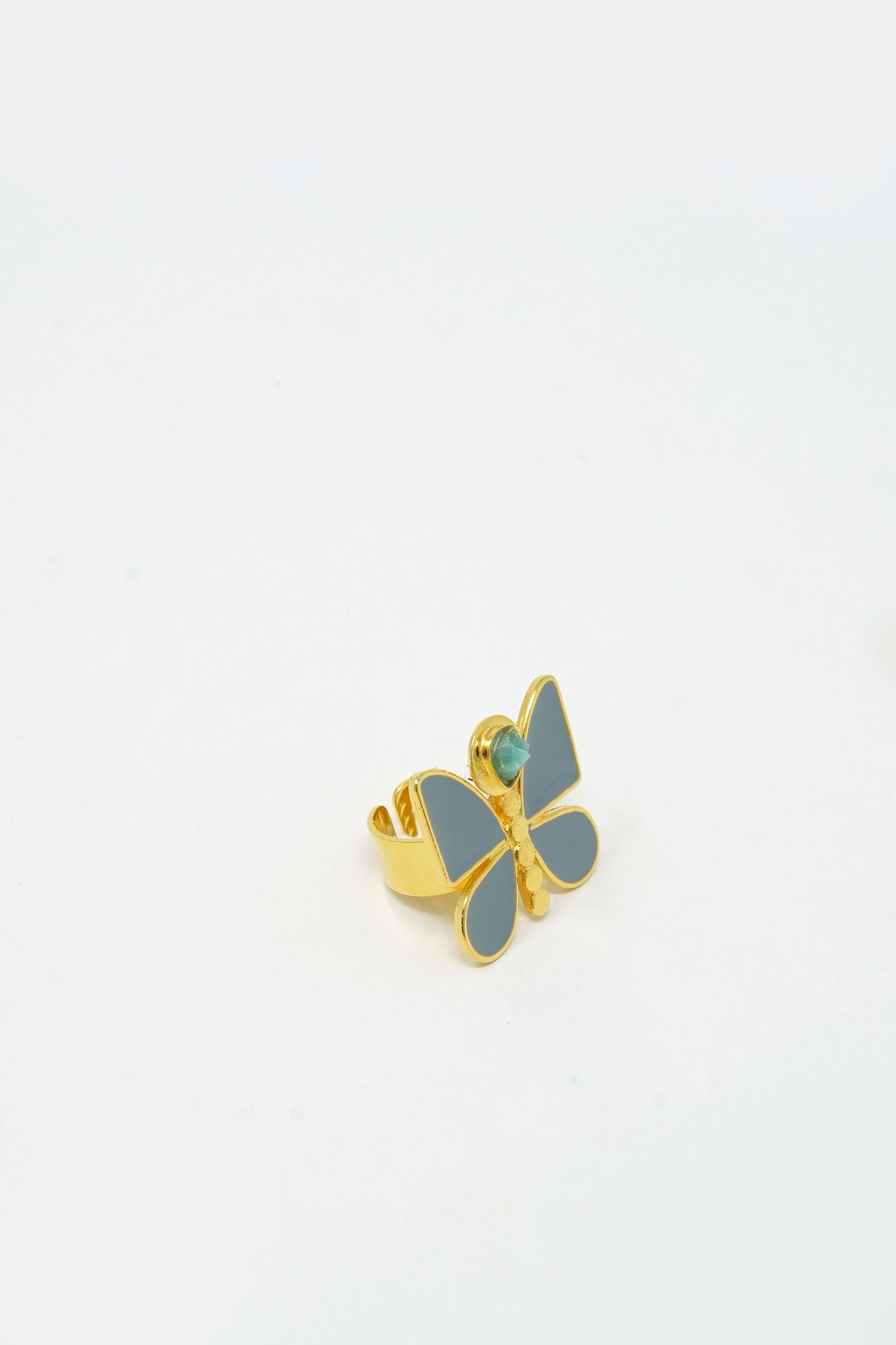 Salome Butterfly Cara-Col Ring Raw Emerald 24k Gold-Plated