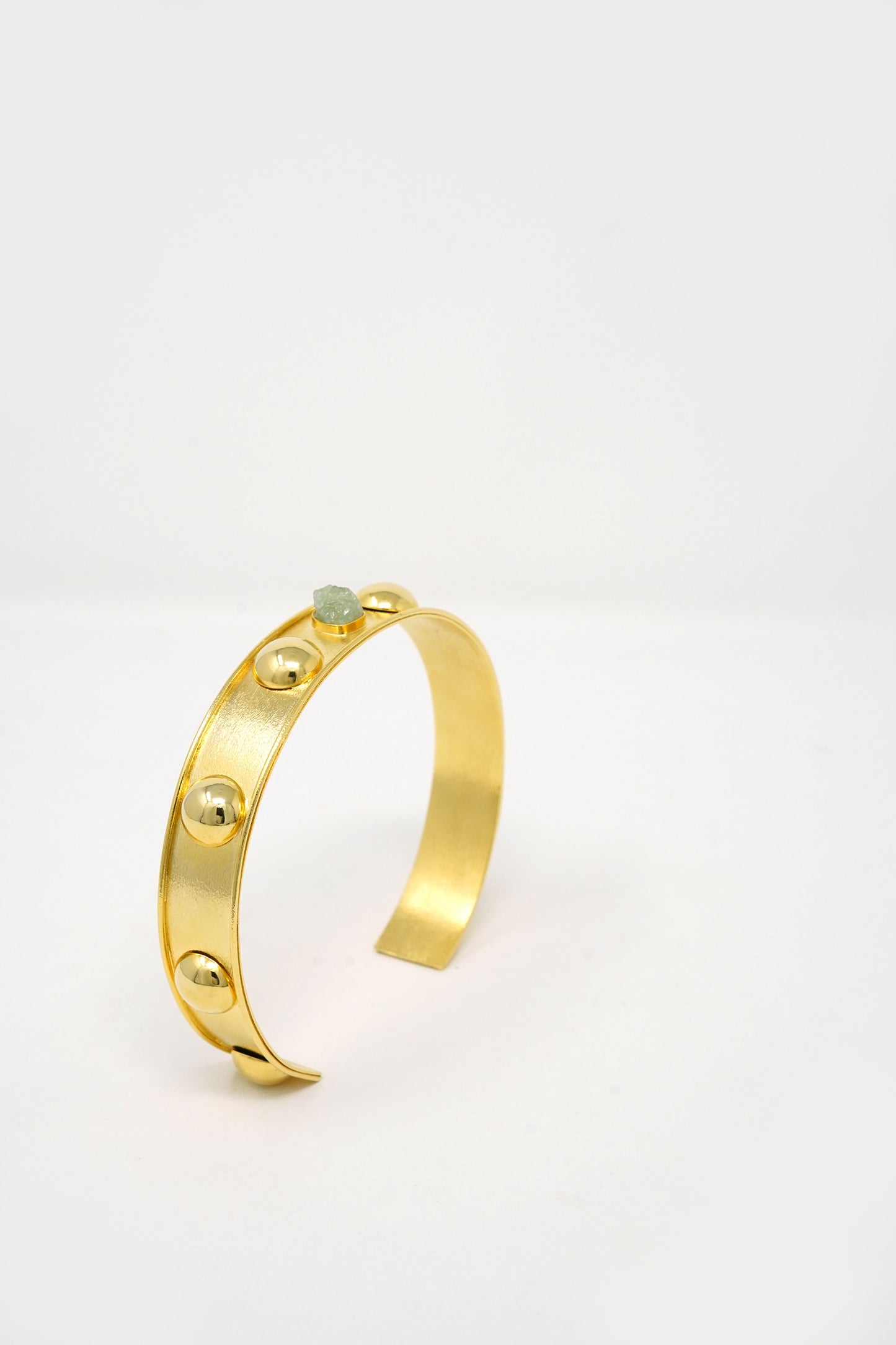 Luciana Cuff Necklace Raw Emerald 24k Gold-Plated