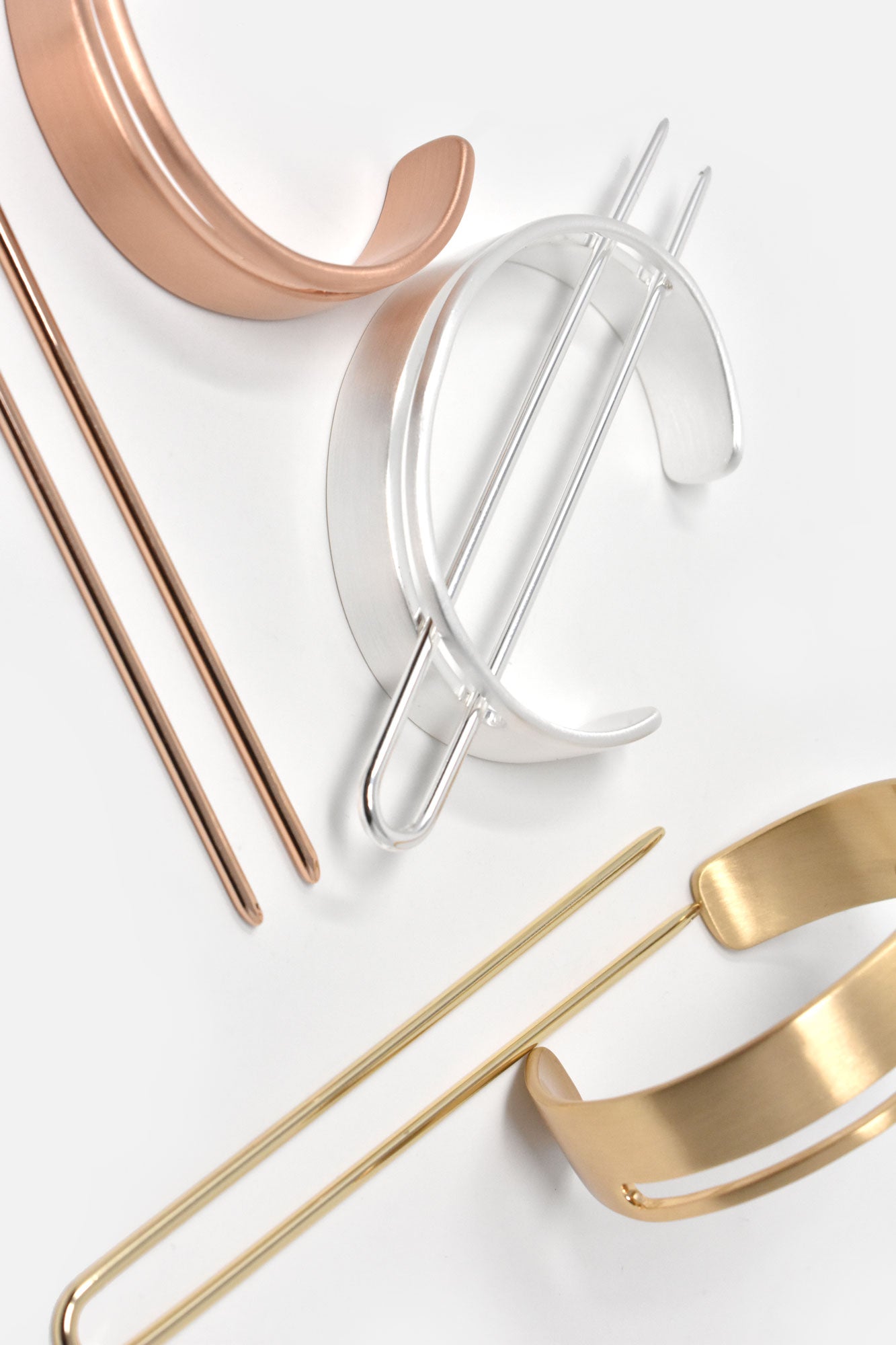 Le Luxe Hair Brass Cuff & Pin