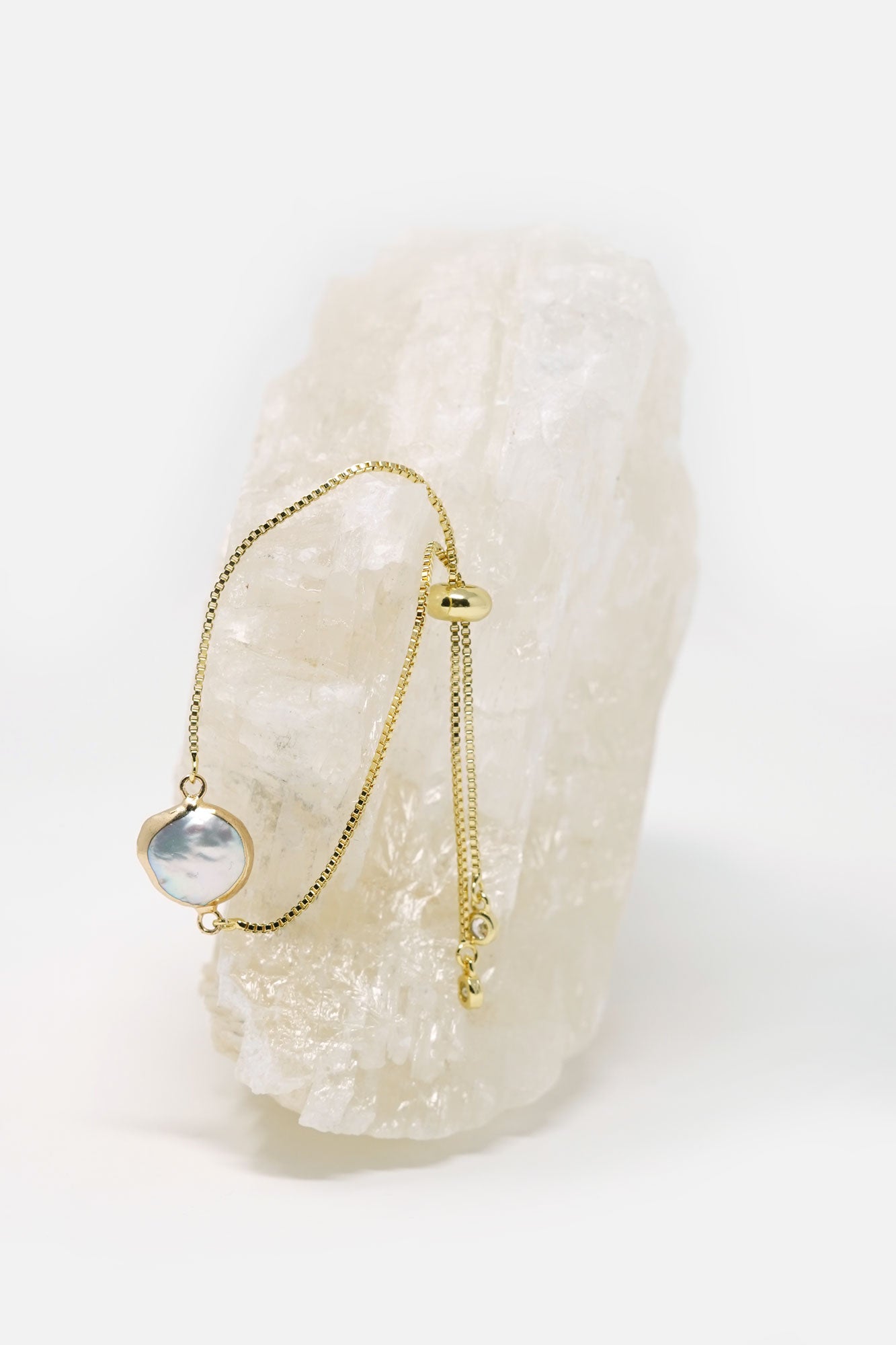 Olivie Gold-Plated Pearl Bracelet