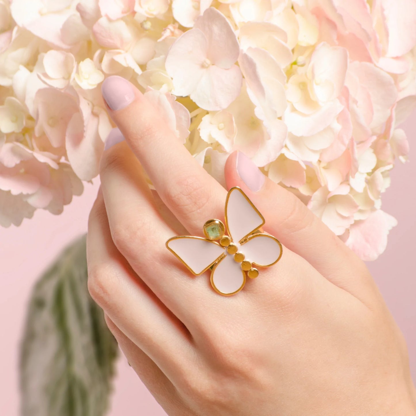 Salome Butterfly Cara-Col Ring Raw Emerald 24k Gold-Plated