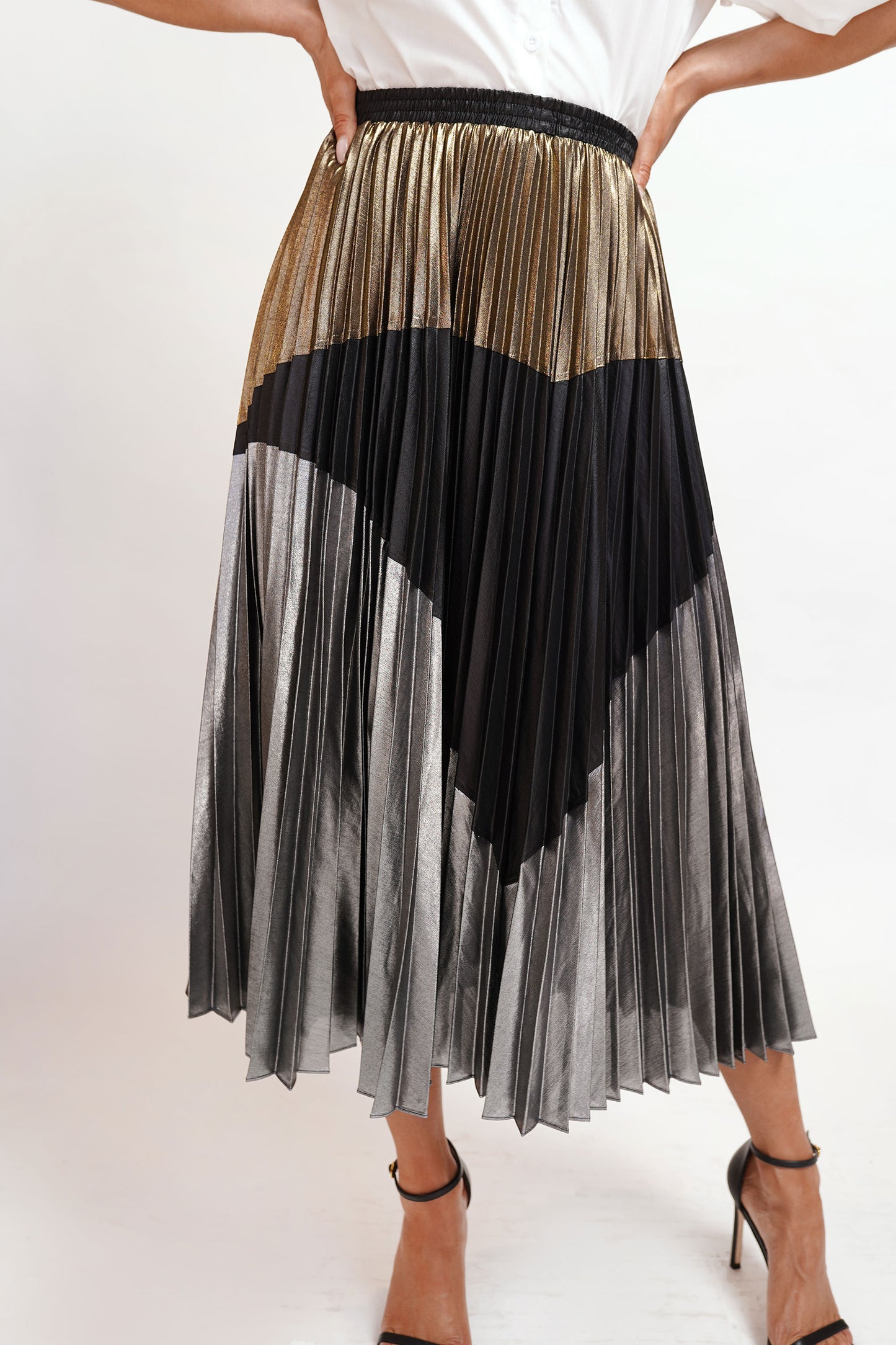 Metallic A-Line Pleated Skirt